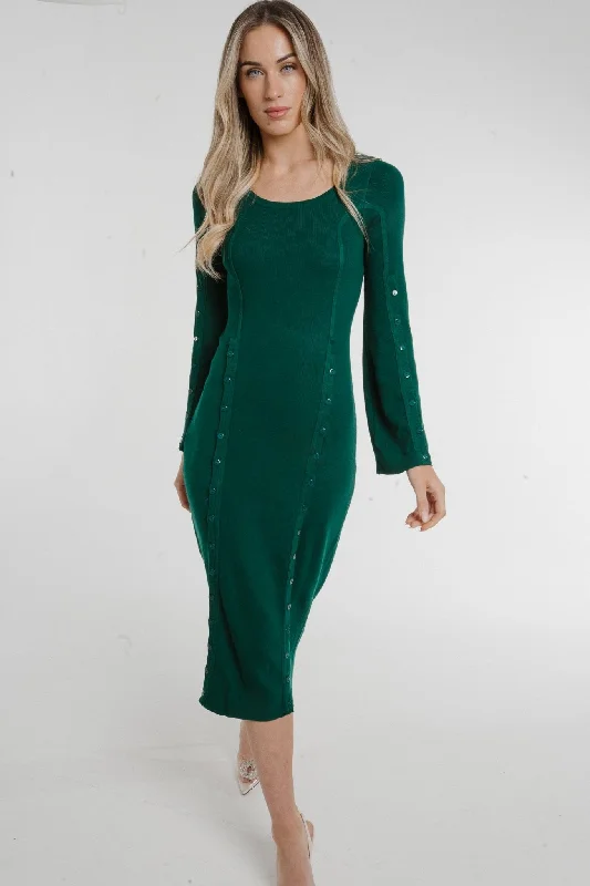 Holly Button Detail Knit Midi Dress In Green