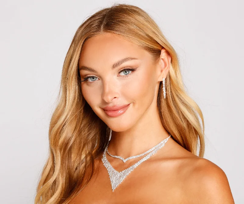 Livin' Luxe Rhinestone Necklace And Earrings Set